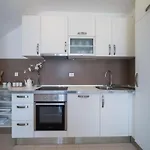 Anita - Five Bedroom With Swimming Pool *
