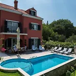 Anita - Five Bedroom With Swimming Pool * Gruda
