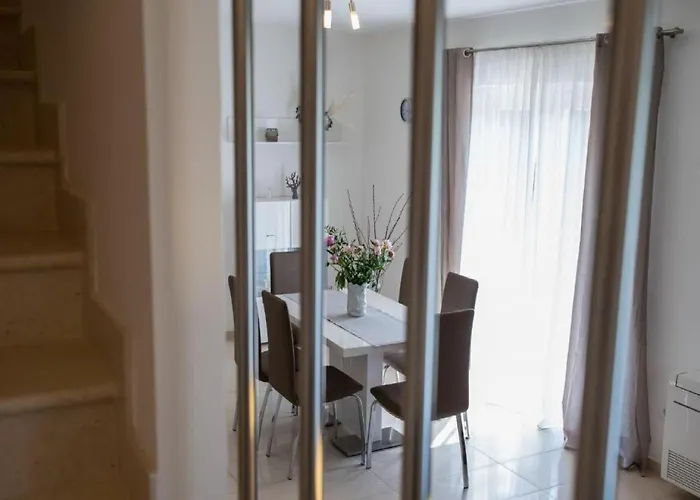 Villa Anita - Five Bedroom With Swimming Pool Gruda