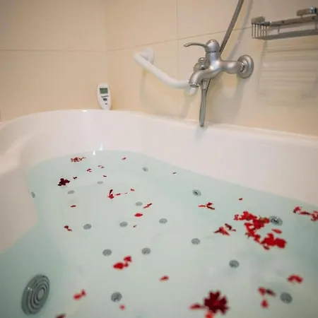 Anita - Five Bedroom With Swimming Pool Villa