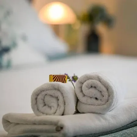 Anita - Five Bedroom With Swimming Pool Gruda